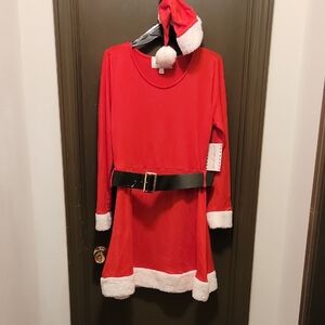 Derek Heart Red Holiday Costume with Belt and Hat, Santa Dress XL. NWT